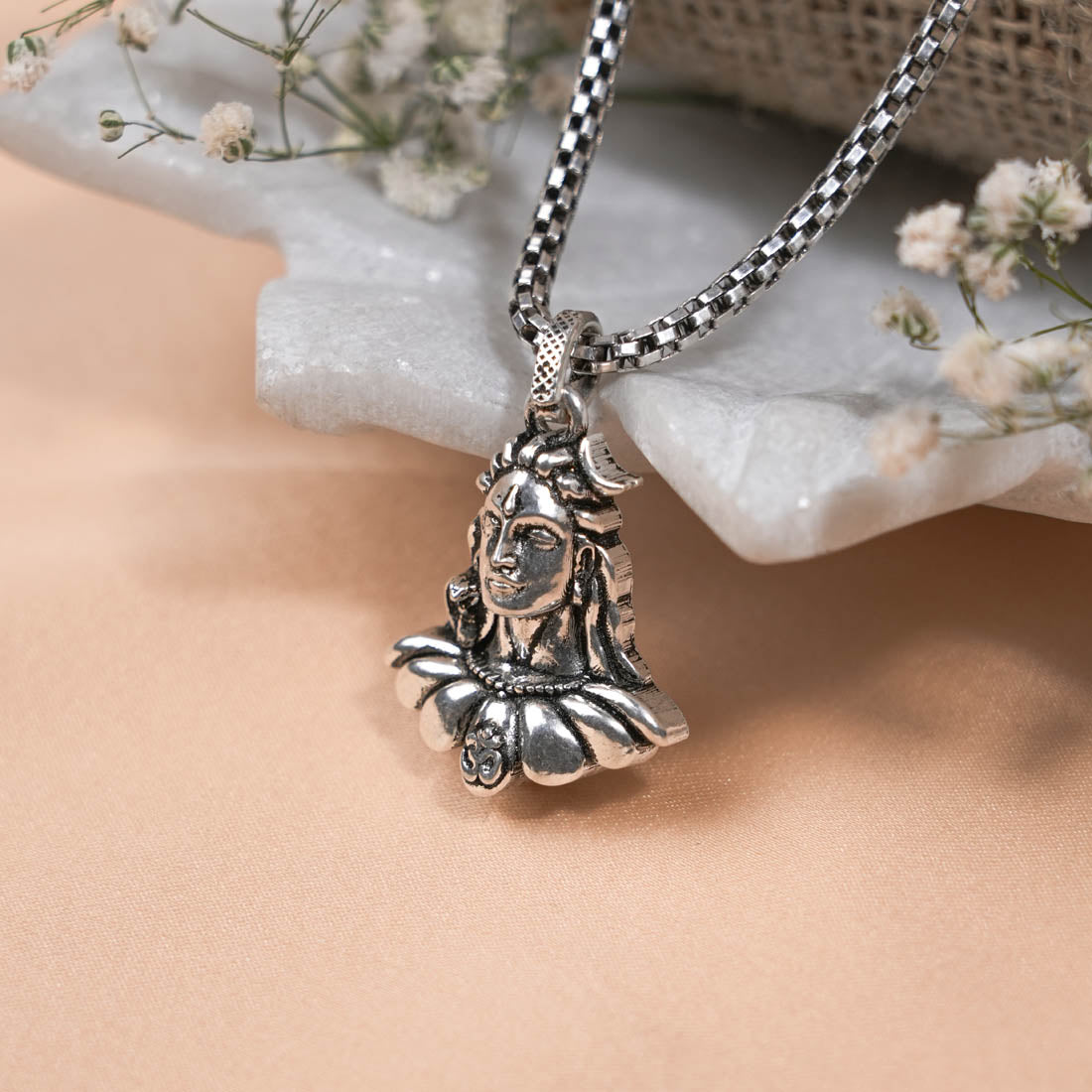 Adiyogi Pendant with Chain Silver 92.5