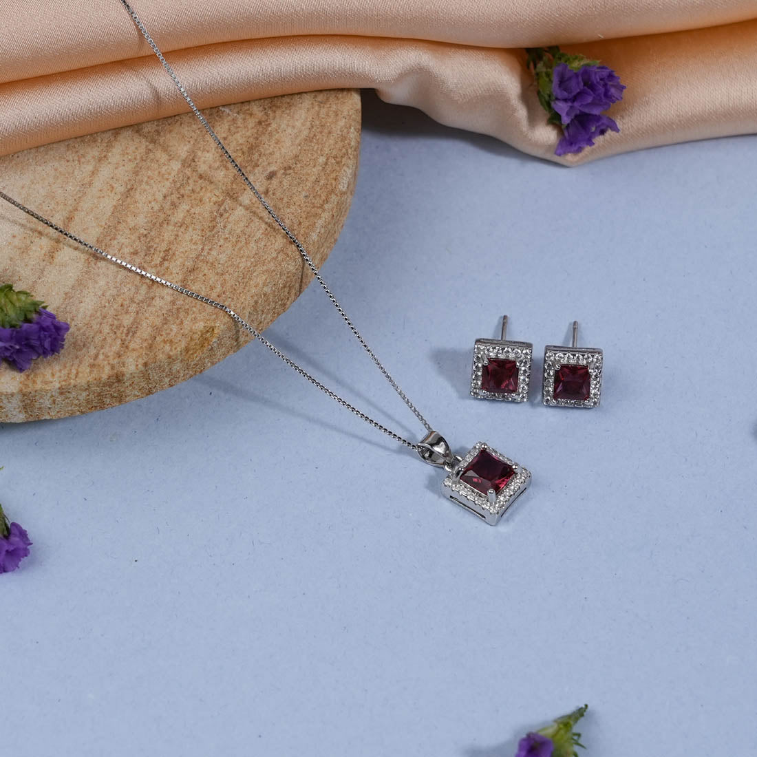 Real Silver Set Chain Pendant and Earrings with Red Stones for Women