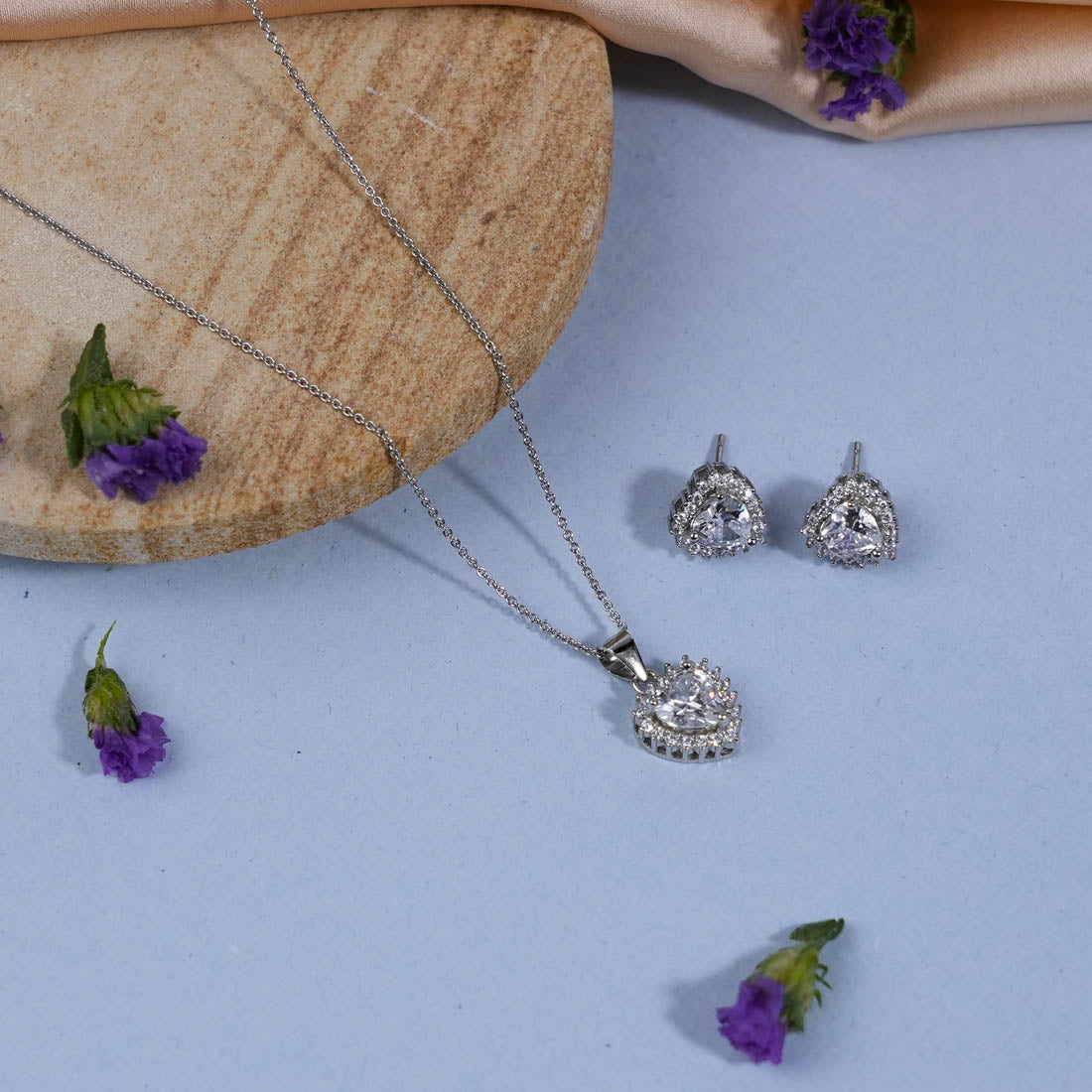 Silver Set Chain Pendant and Earrings with Sparkling Stones for Women