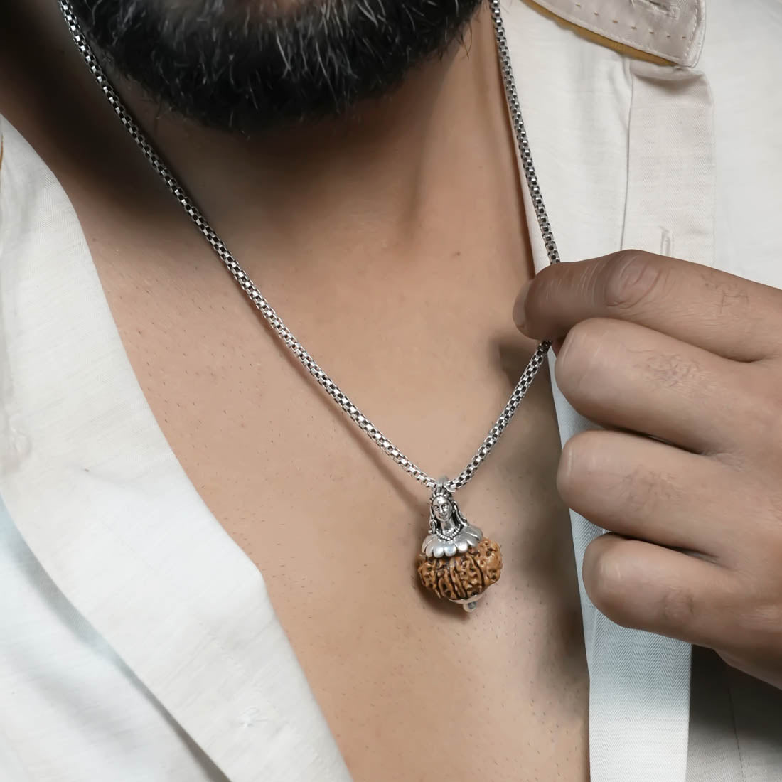 Orignal Adiyogi Pendant (12 Mukhi Nepali Rudraksha) With Chain