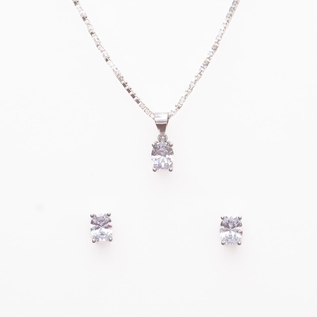 Silver Set Chain Pendant and Earrings with Finely Cut Stones for Women