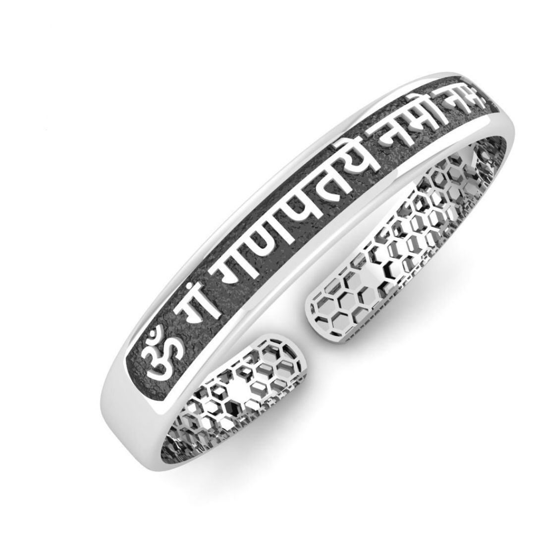 Om Gan Ganpatey Namo Namh Silver Kada