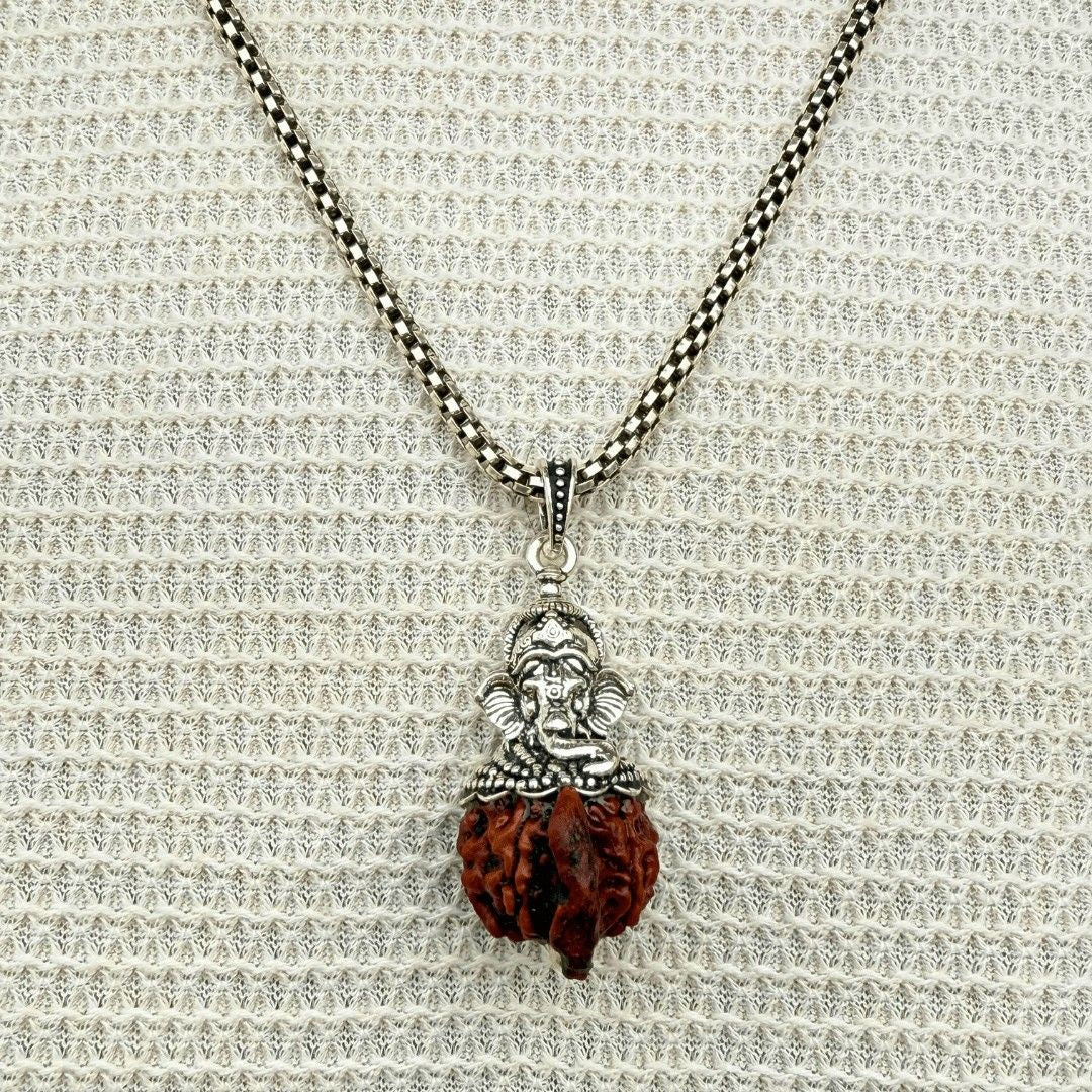 Ganesh Mukhi Rudraksha Pendant in Silver