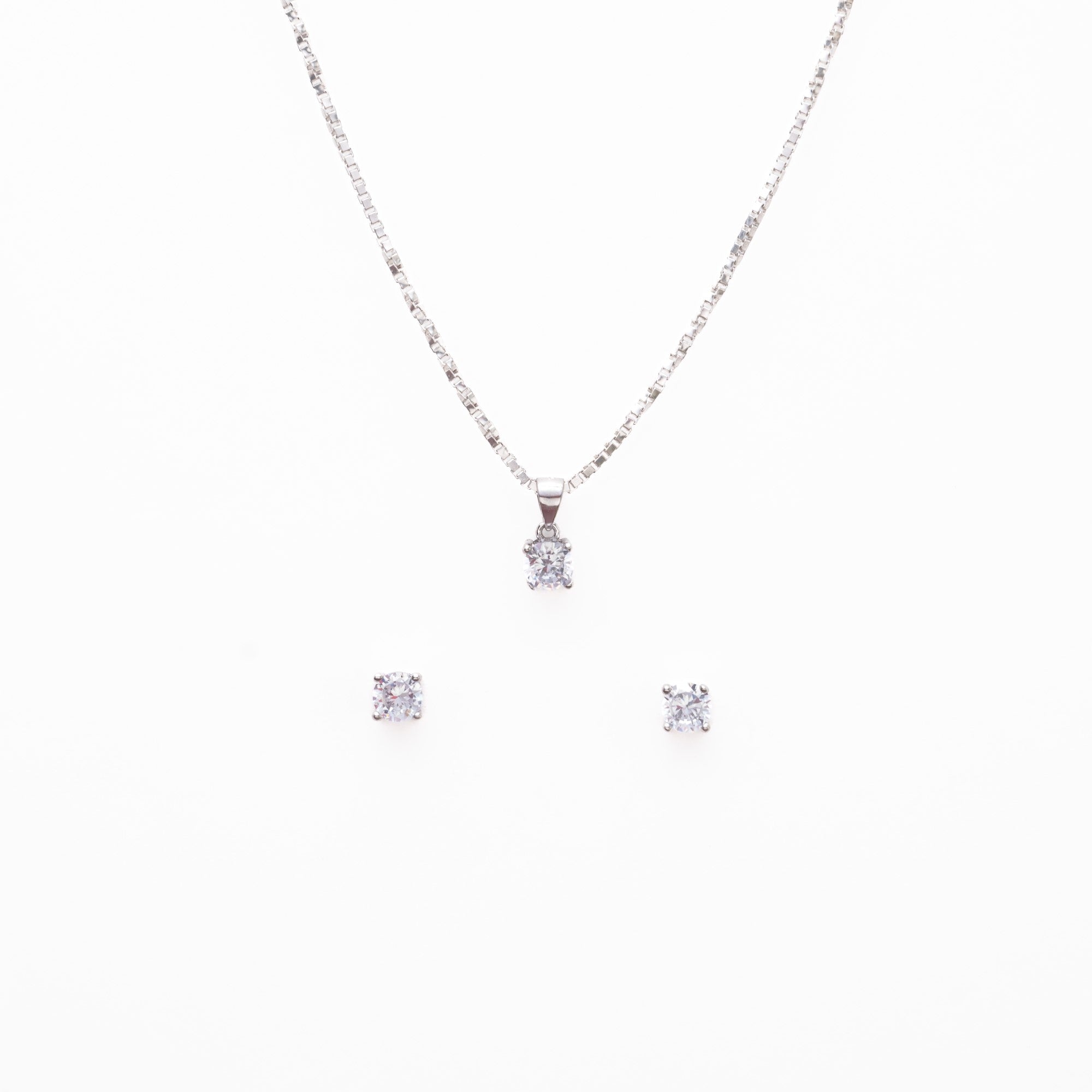Real Silver Set Chain Circular Pendant and Earrings with Finely Cut Stones for Women