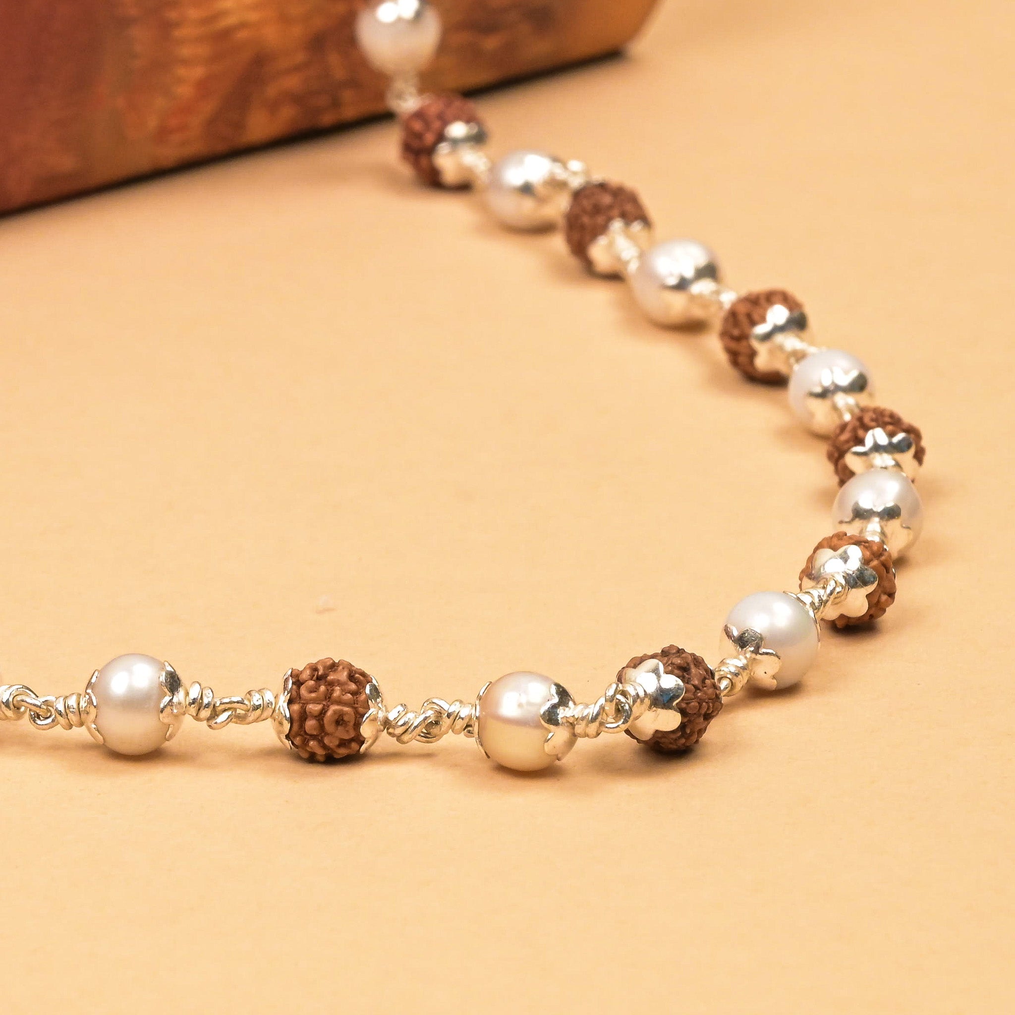 Rudraksha With Pearl Beads Mala