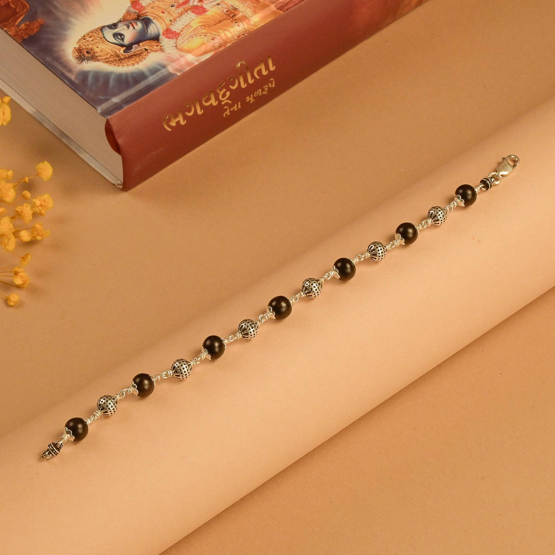 Karungali With Round Beads Silver Bracelet