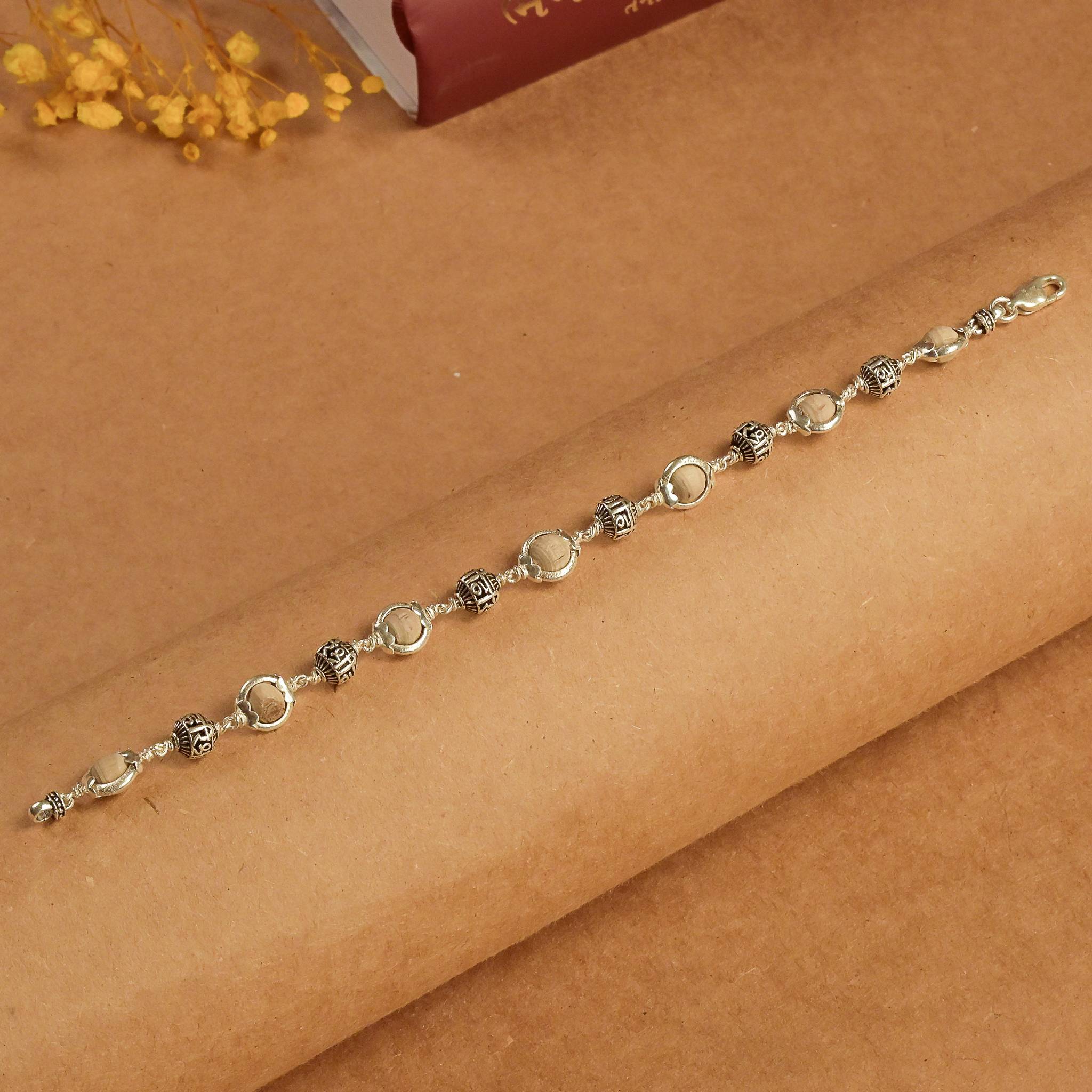 Pure Tulsi Capping with Shree Hari Silver Beads Bracelet
