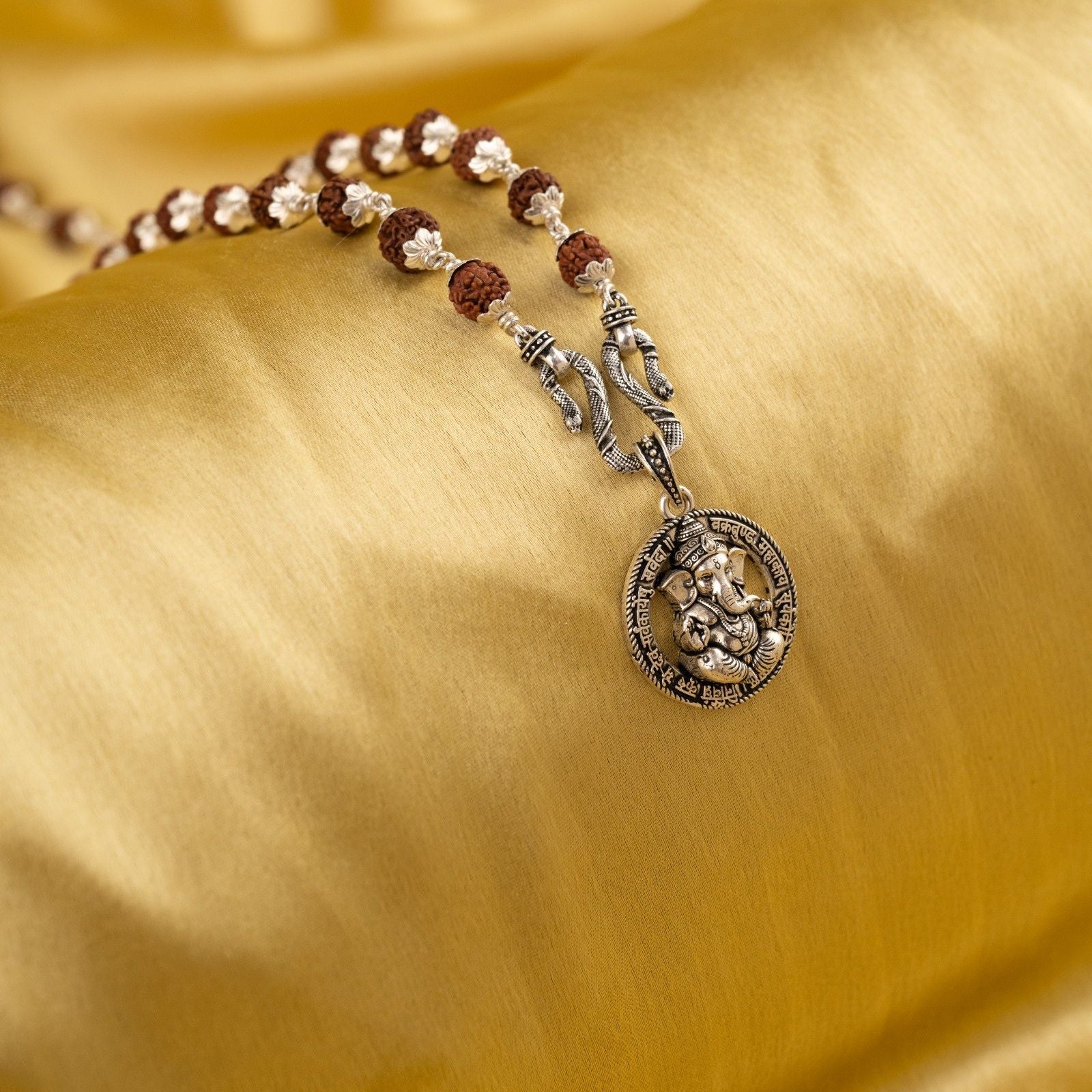 Vakratunda Mahakaya Ganesha Mantra Silver Pendant With Rudraksha Mala 