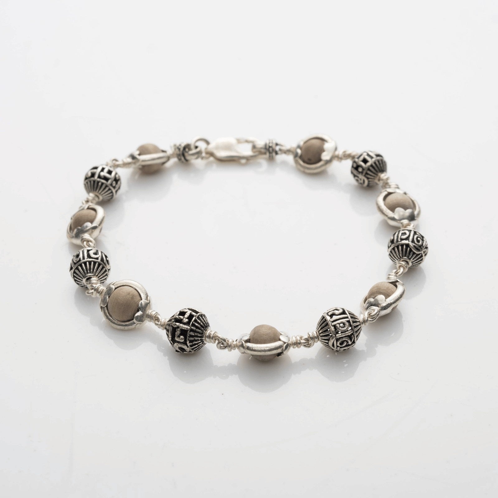 Tulsi Capping With Om Namah Shivay Bead Bracelet