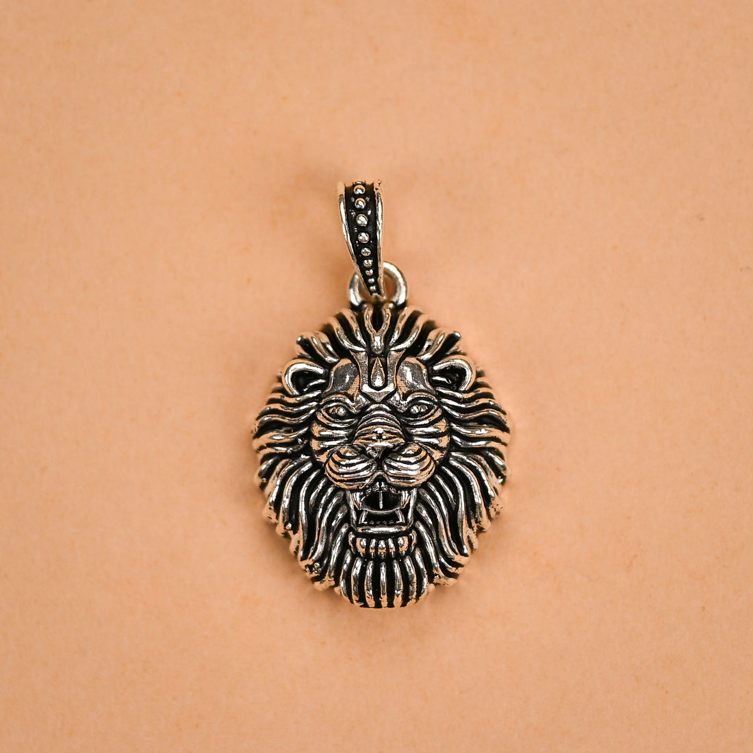 Lion Face Silver Pendant