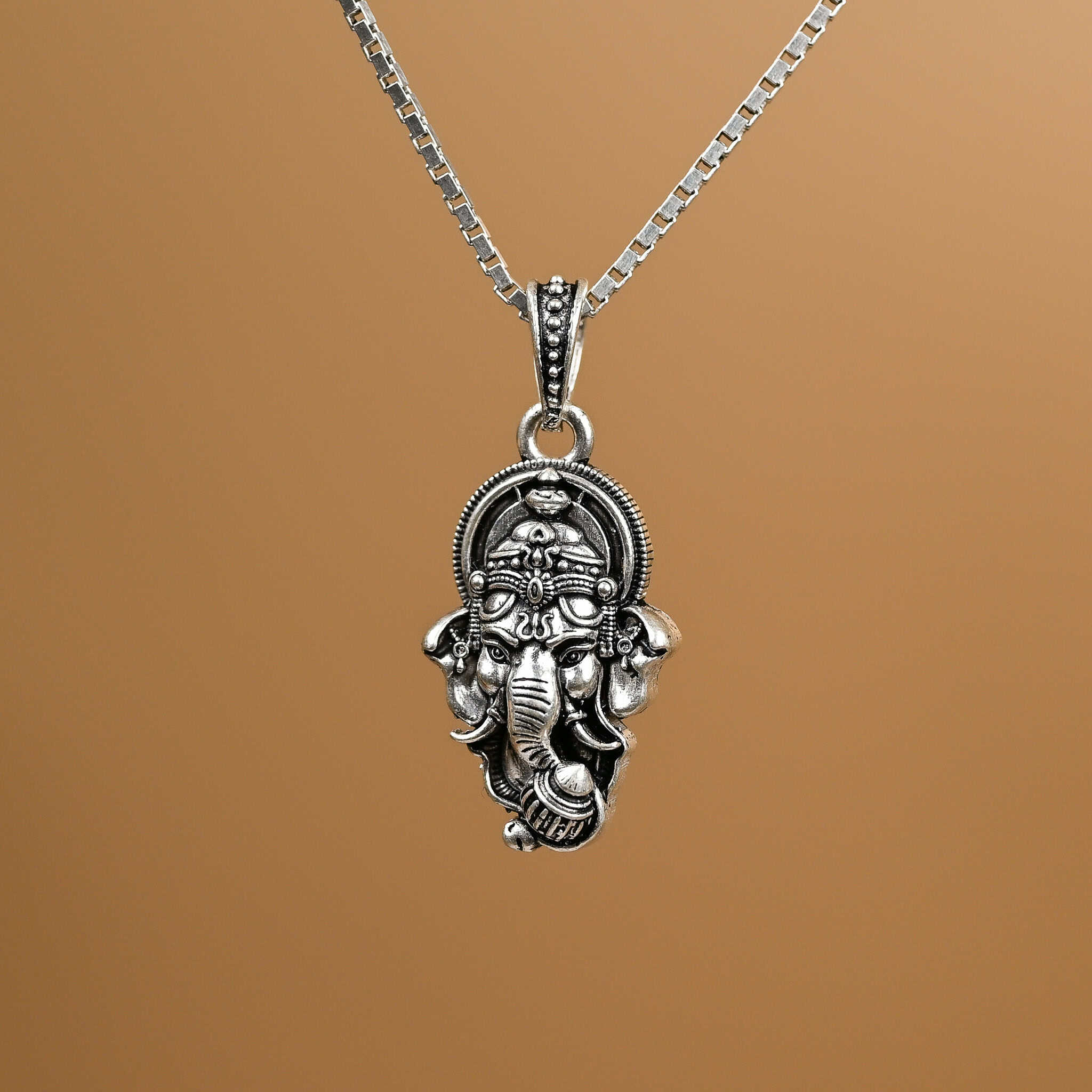 Divine Ganesha Silver Pendant With Chain 