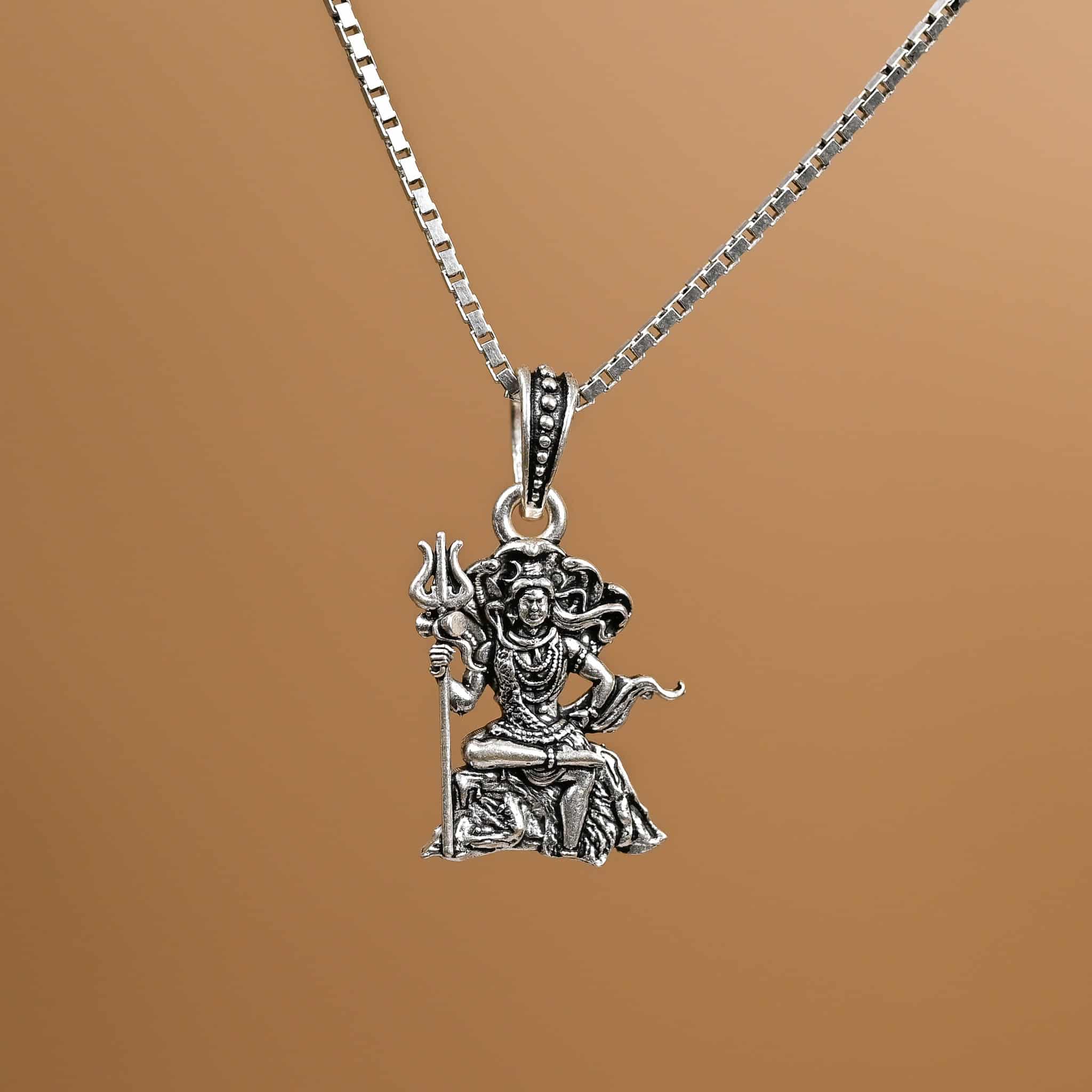 Shiv Shankar Silver Pendant With Chain 