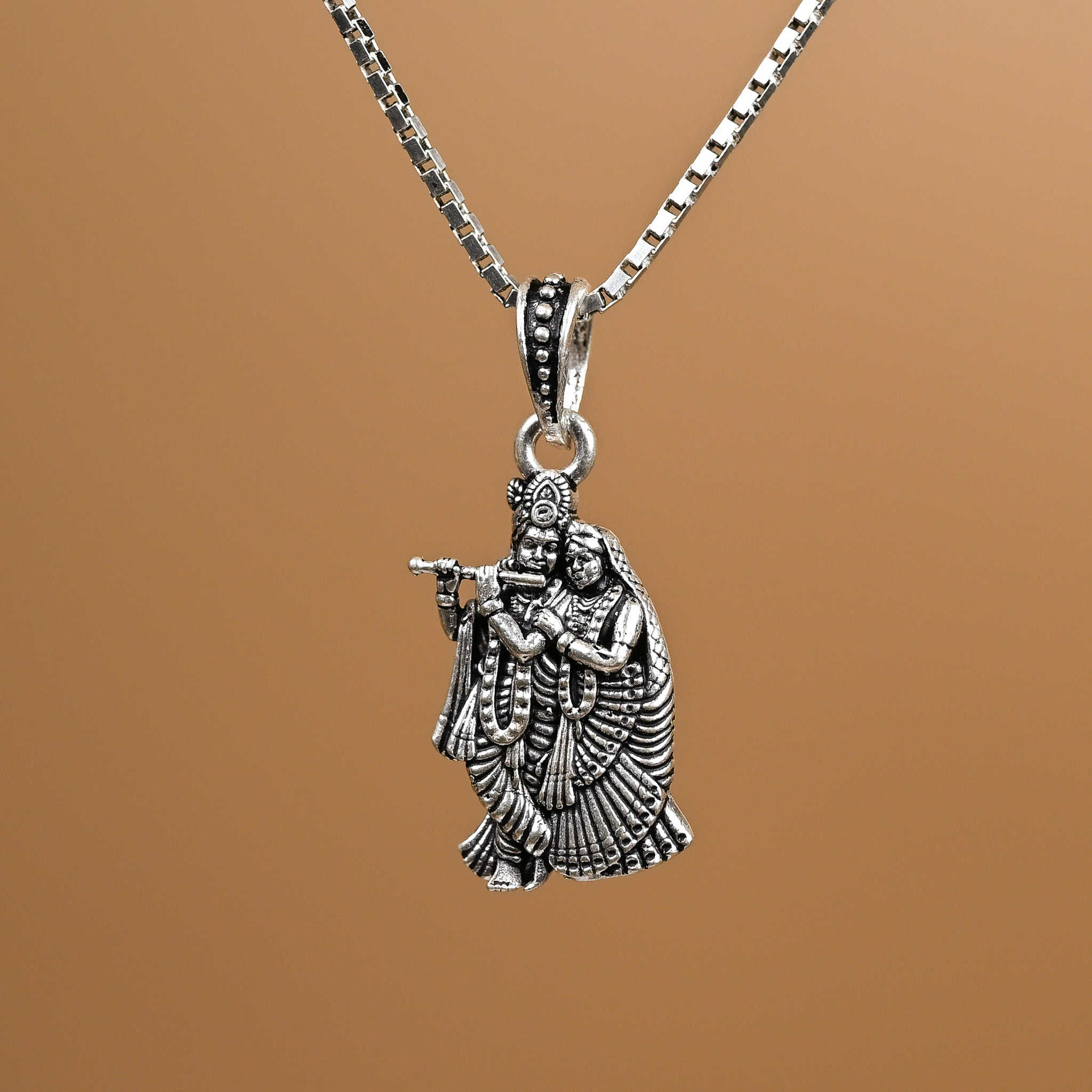 Radha Krishna Ji Silver Pendant With Chain 