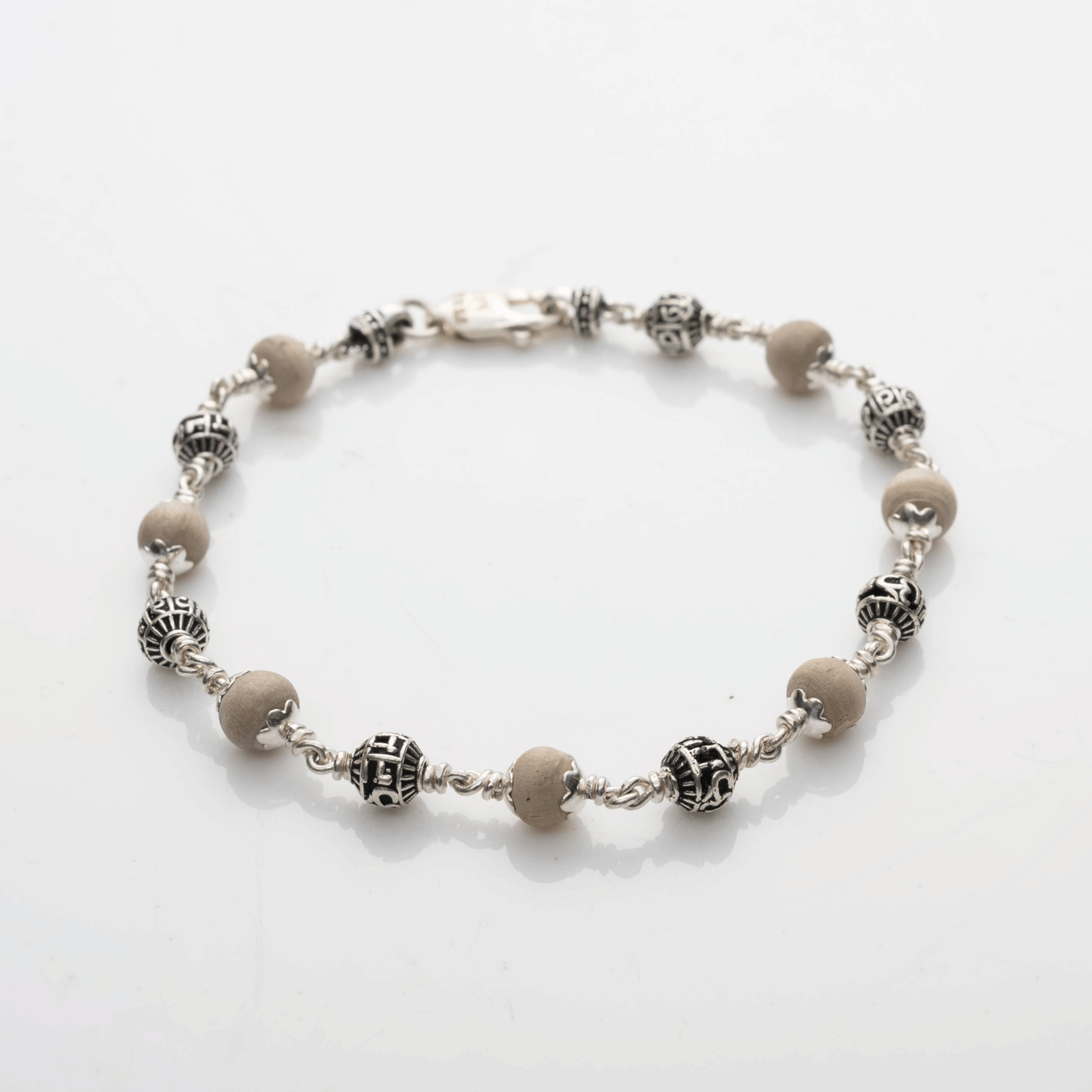 Tulsi With Silver Om Namah Shivay Beads Bracelet 5-6 MM
