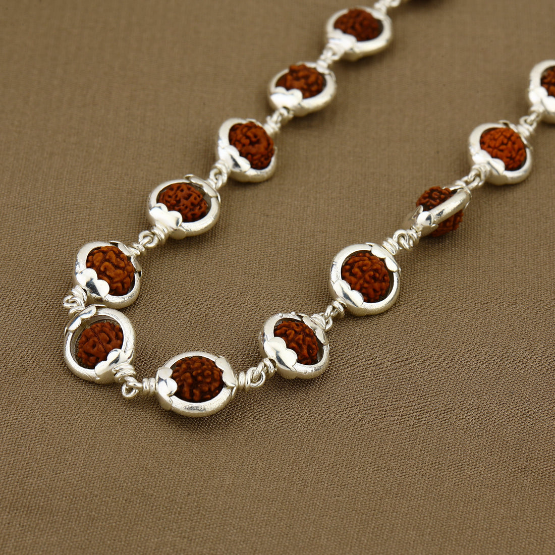 Rudraksha Capping Silver Mala