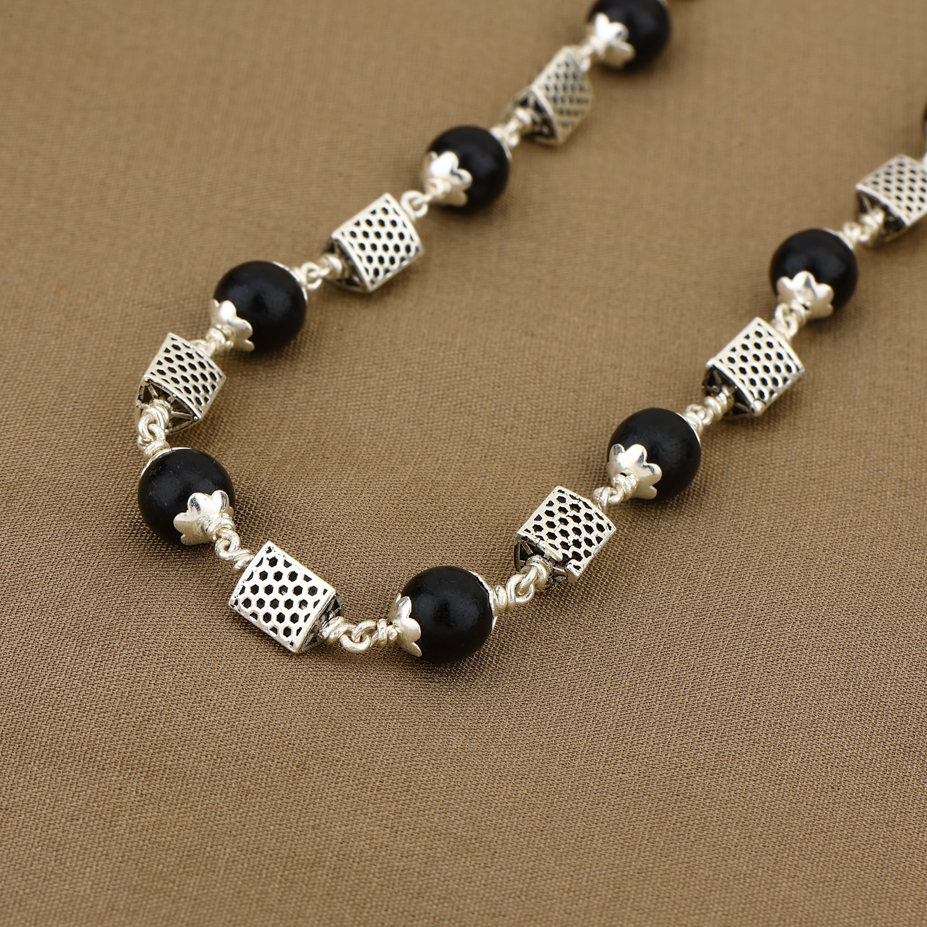 Karungali Silver Mala With Triangle Beads
