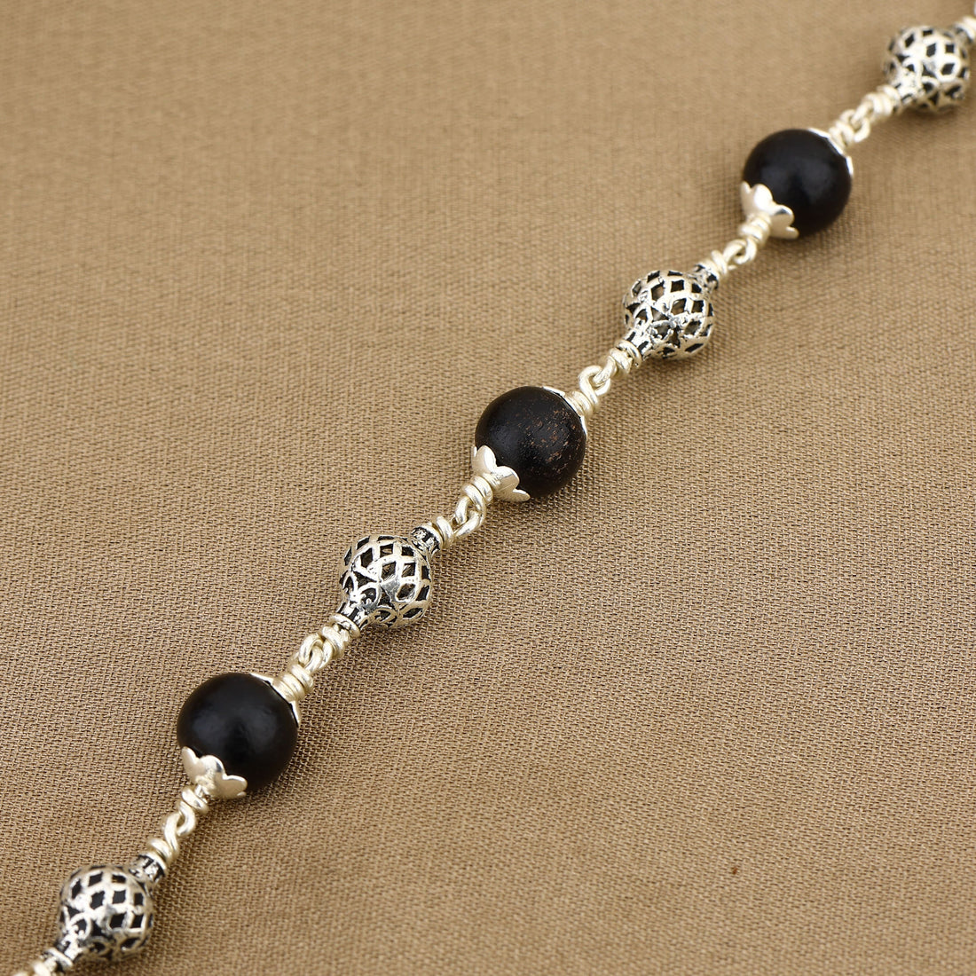 Karungali with Alternate Silver Bracelet