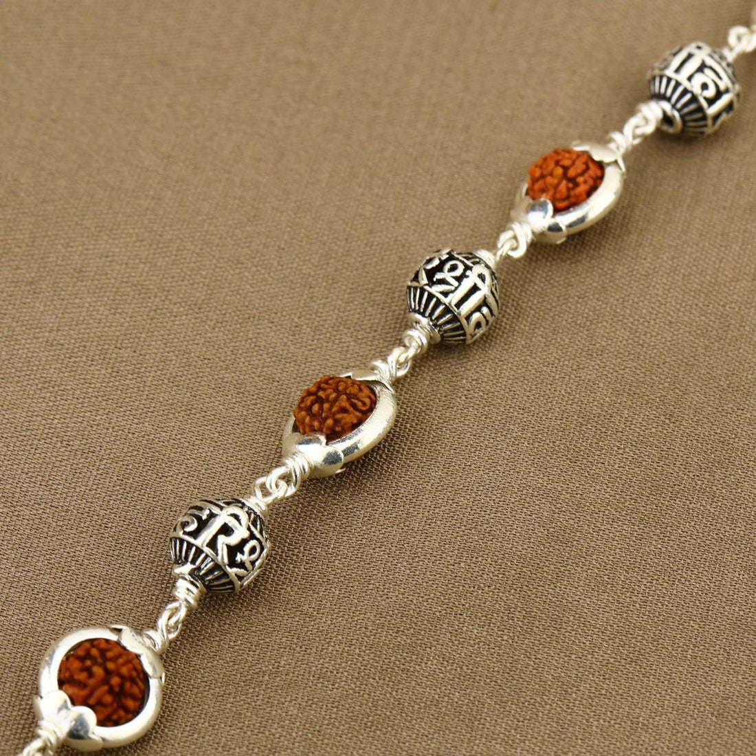 Rudraksha Capping Silver Shree Hari Silver Bracelet