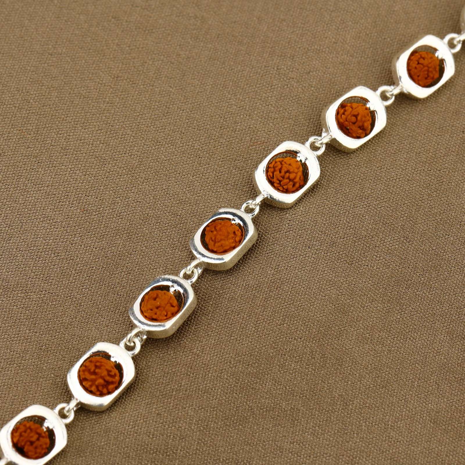 Original Rudraksha Round Orbit Bracelet