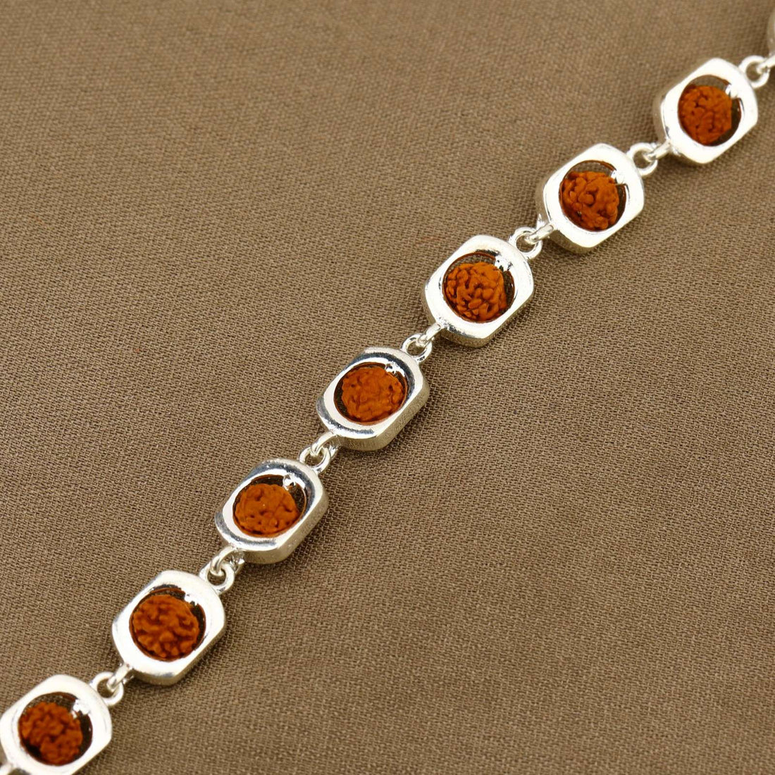 Original Rudraksha Round Orbit Bracelet