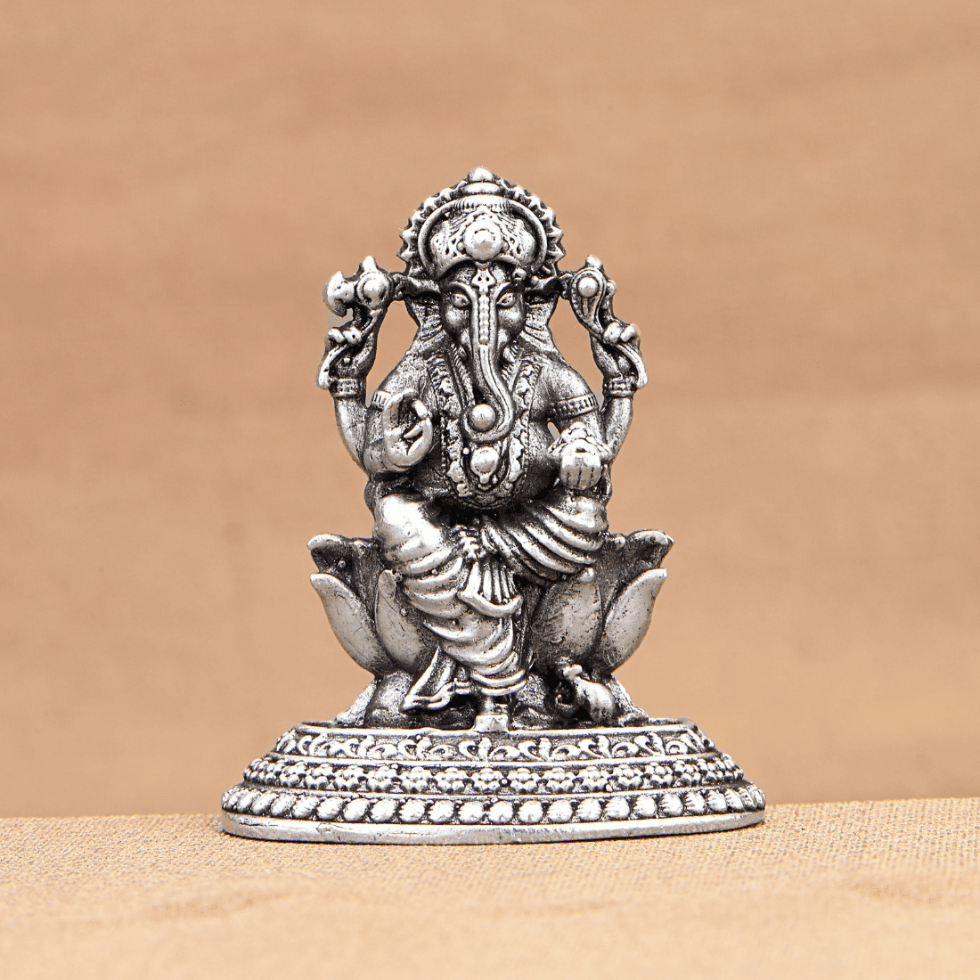 92.5 Silver Ganesha Murti for Home Temple Office Car Dashboard