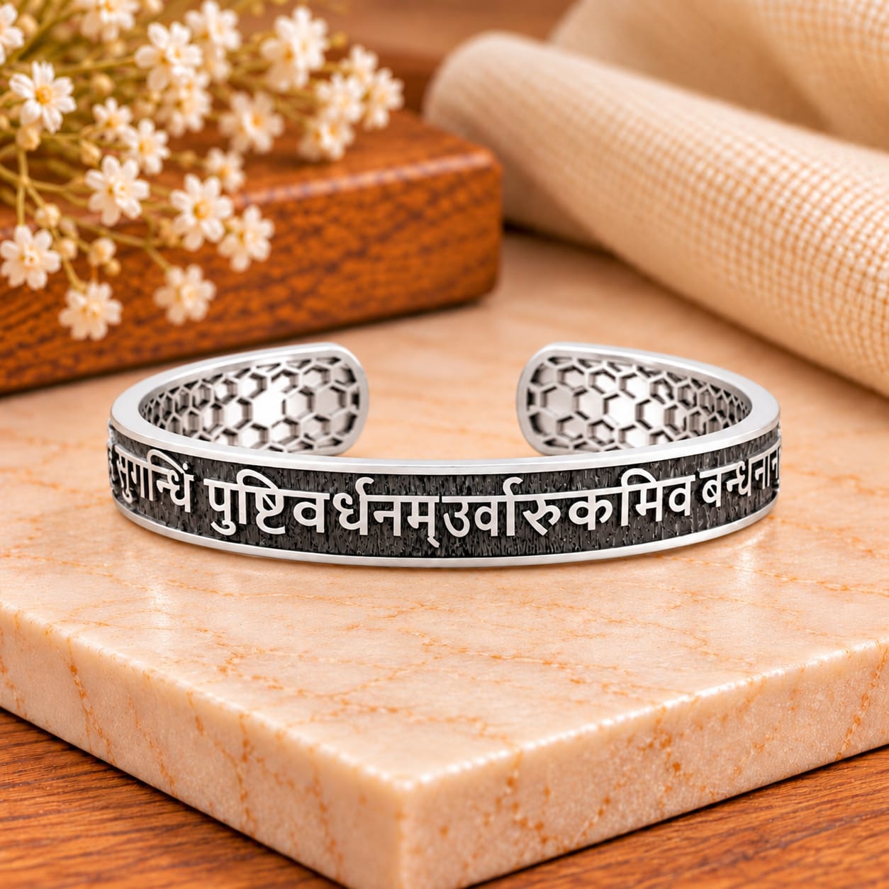 Maha Mrityunjaya Mantra Silver Kada