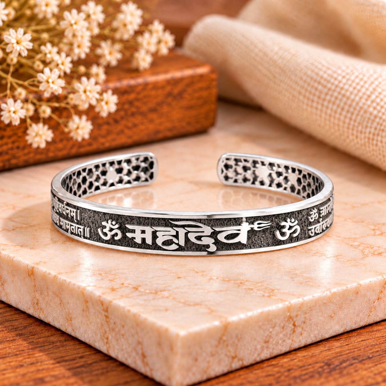 Mahadev Silver Kada