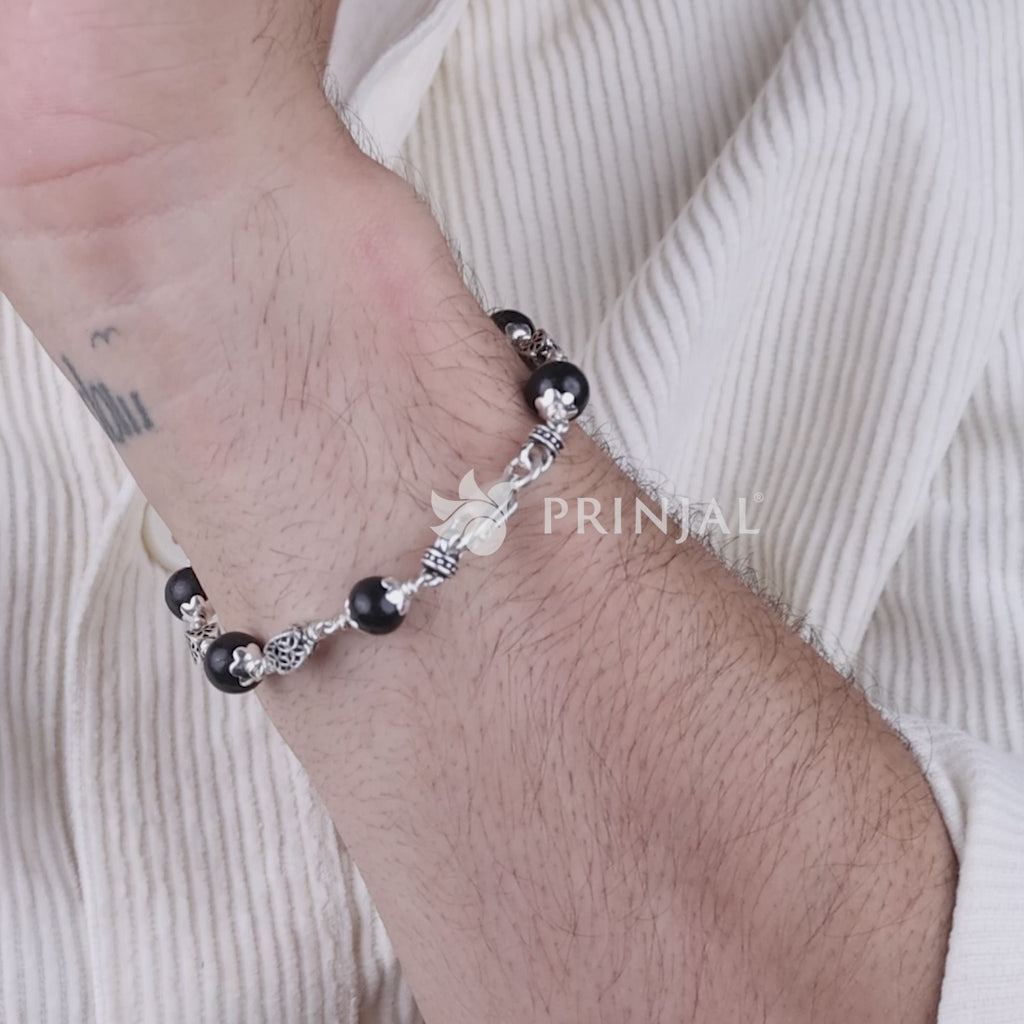Karungali with Hollow Circular Silver Bracelet