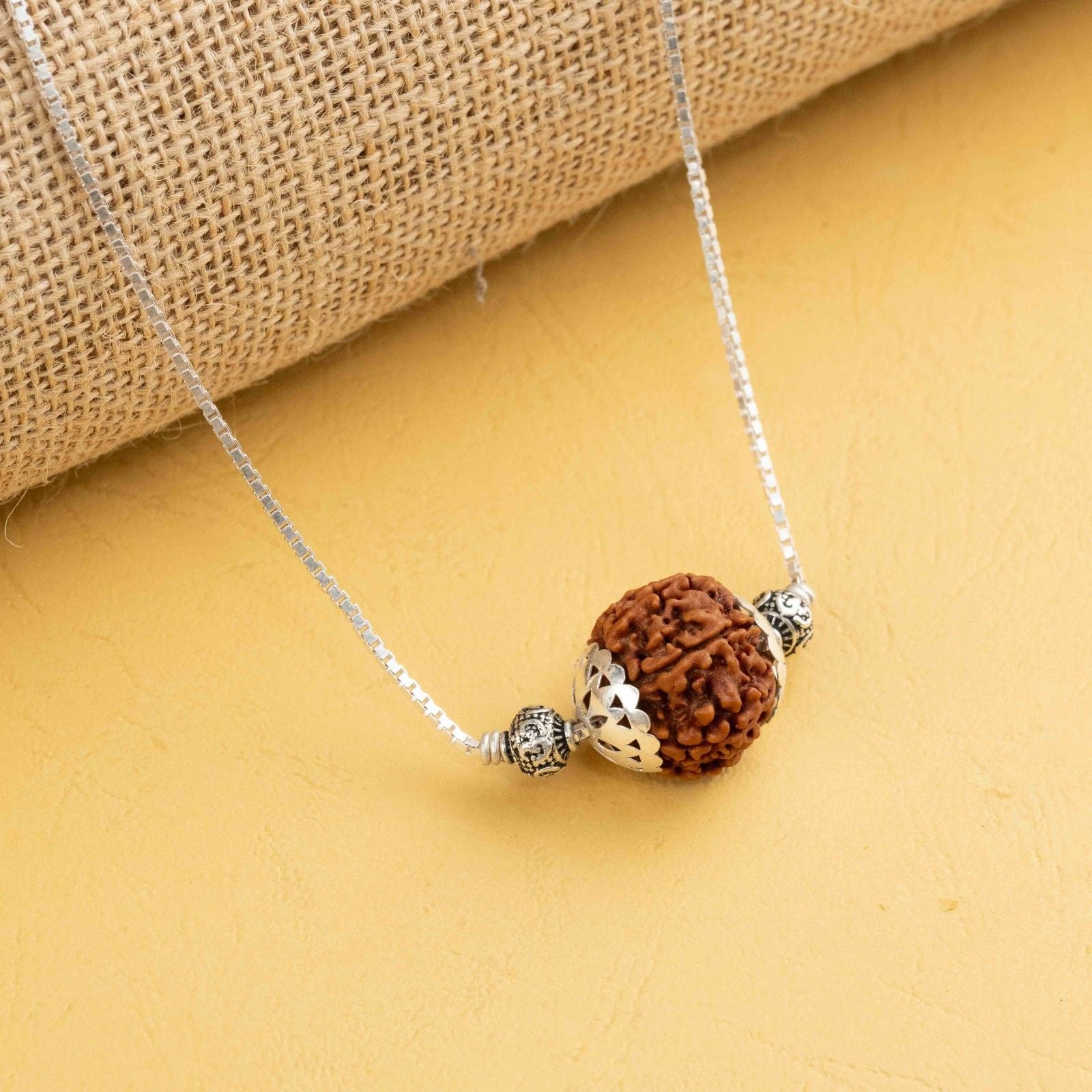 6 Mukhi Rudraksha Kavach